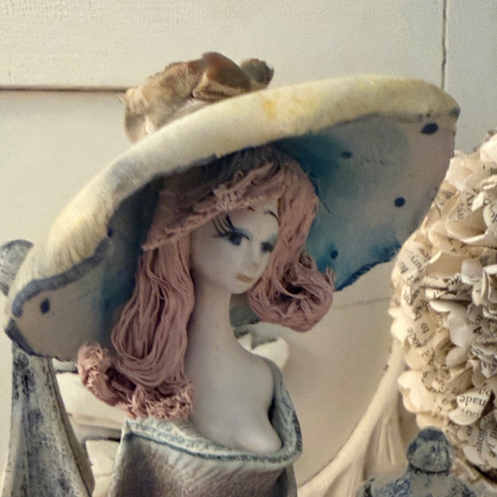 Zampiva Spaghetti Art  Pink and Blue Ceramic Lady Bust Sculpture Italy - Picture 8 of 9